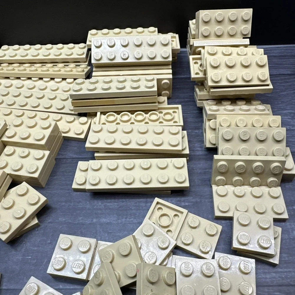 Lego Bulk Lot Of 134 Tan/ Beige Lego Plates Various Sizes